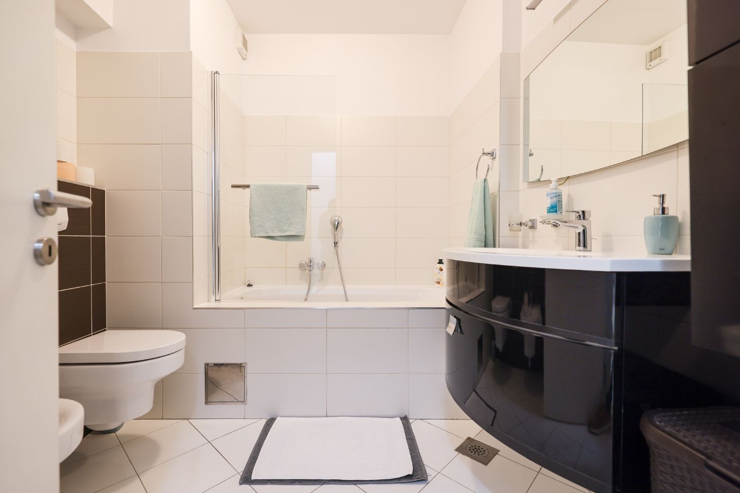 Zadar luksuzan trosoban stan s pogledom na more