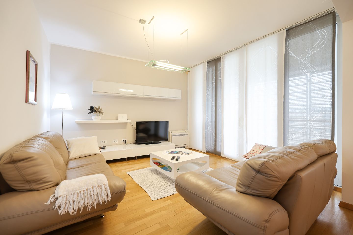 Zadar luksuzan trosoban stan s pogledom na more