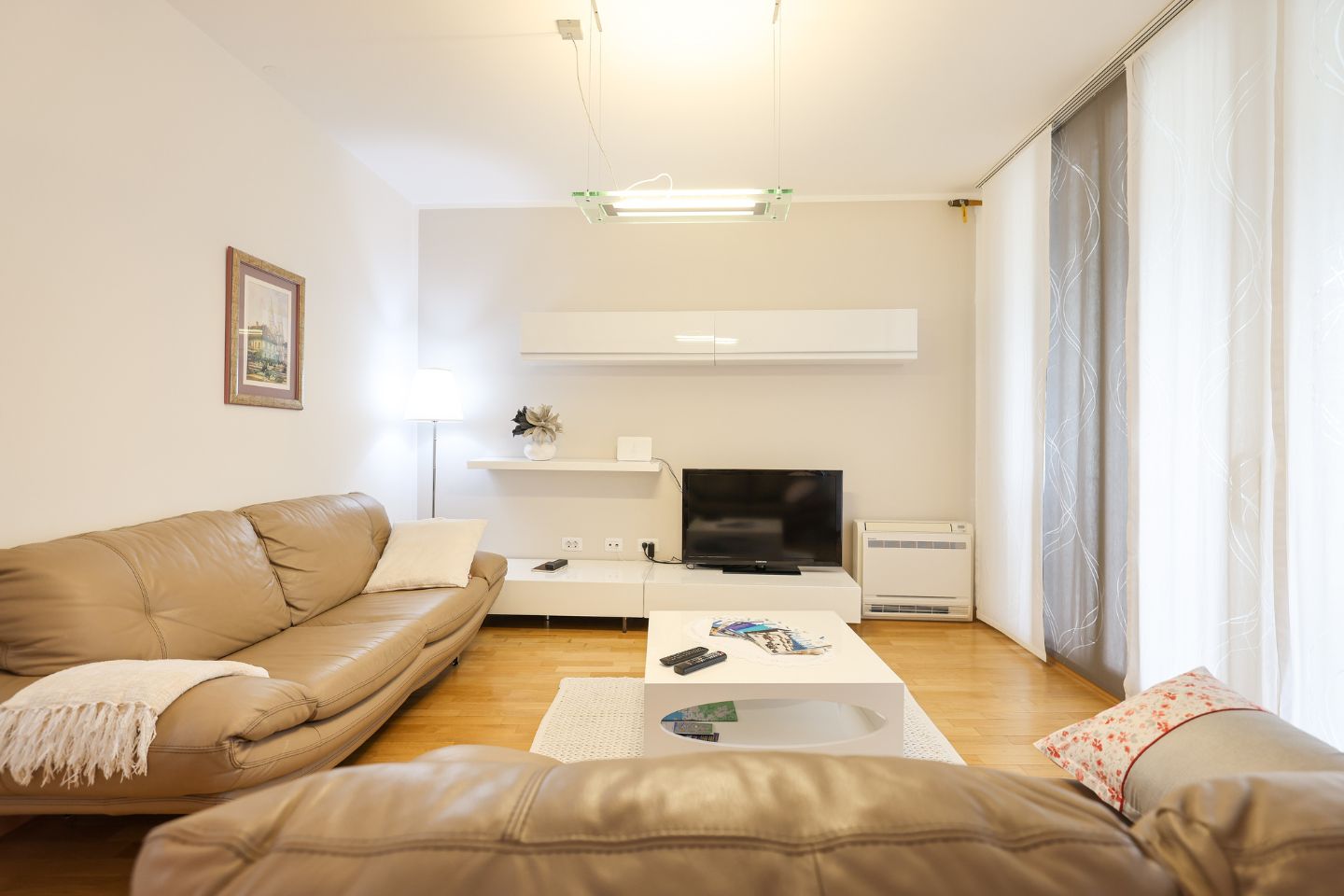 Zadar luksuzan trosoban stan s pogledom na more