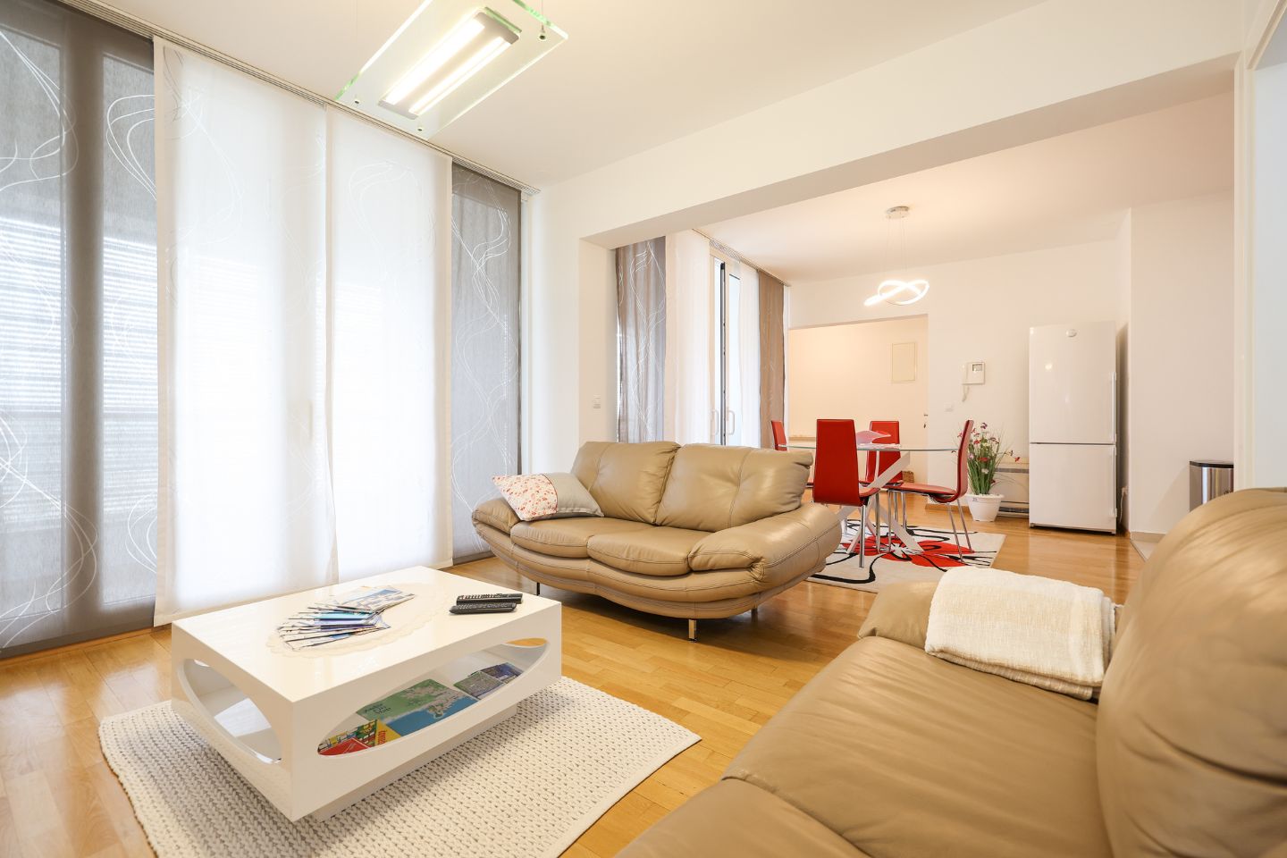 Zadar luksuzan trosoban stan s pogledom na more